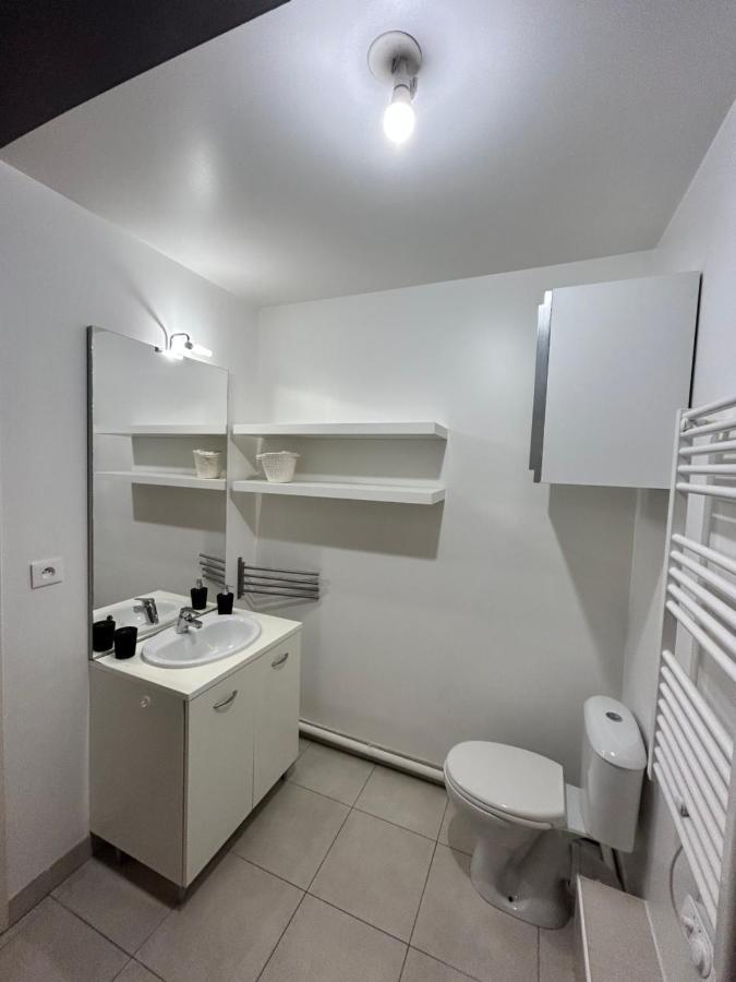 Appartement Avec Terrasse Et Box Entre Plages Et Nature Marseilles Buitenkant foto