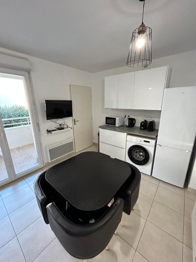 Appartement Avec Terrasse Et Box Entre Plages Et Nature Marseilles Buitenkant foto