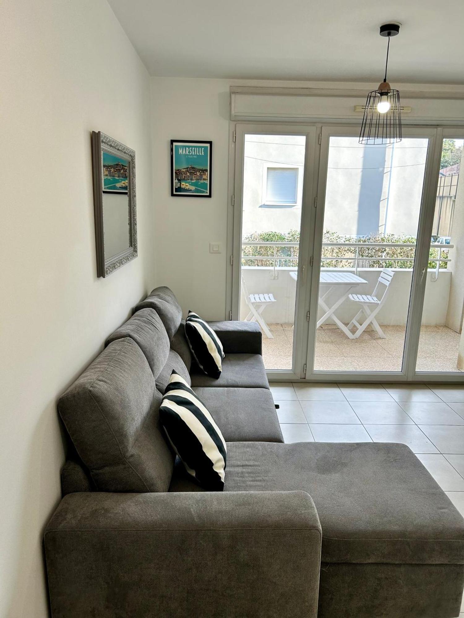Appartement Avec Terrasse Et Box Entre Plages Et Nature Marseilles Buitenkant foto